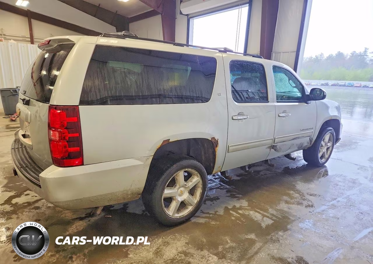 2013 Chevrolet Suburban K1500 Lt VIN:1GNSKJE74DR186049 - 3