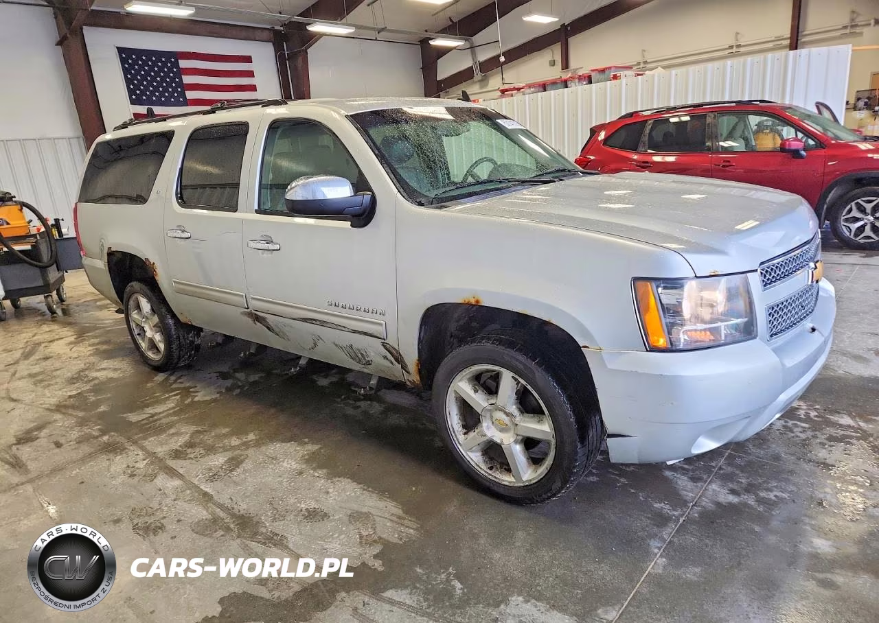 2013 Chevrolet Suburban K1500 Lt VIN:1GNSKJE74DR186049 - 4