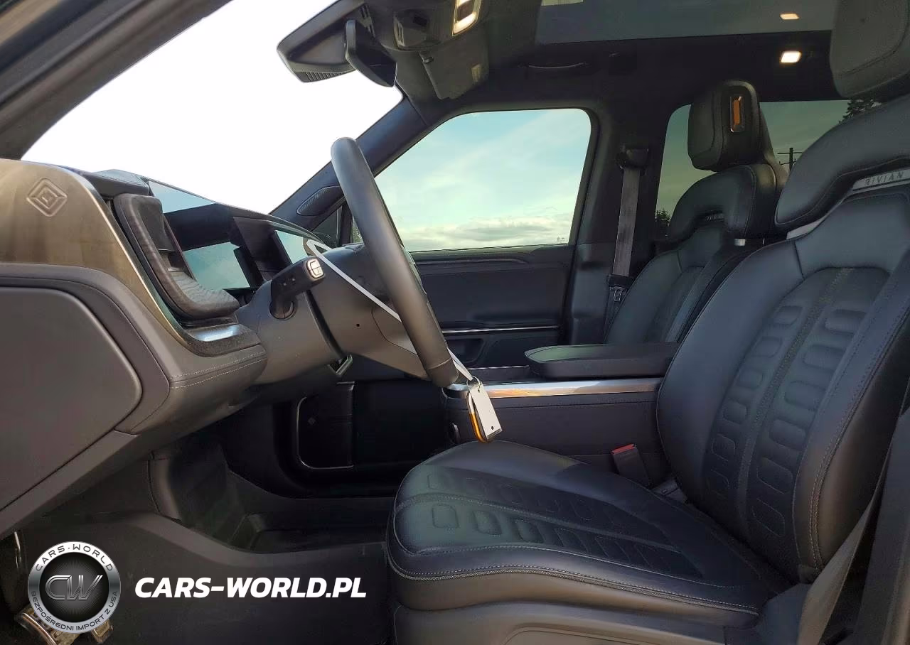 2023 Rivian R1S Adventure VIN:7PDSGABAXPN009150 - 7