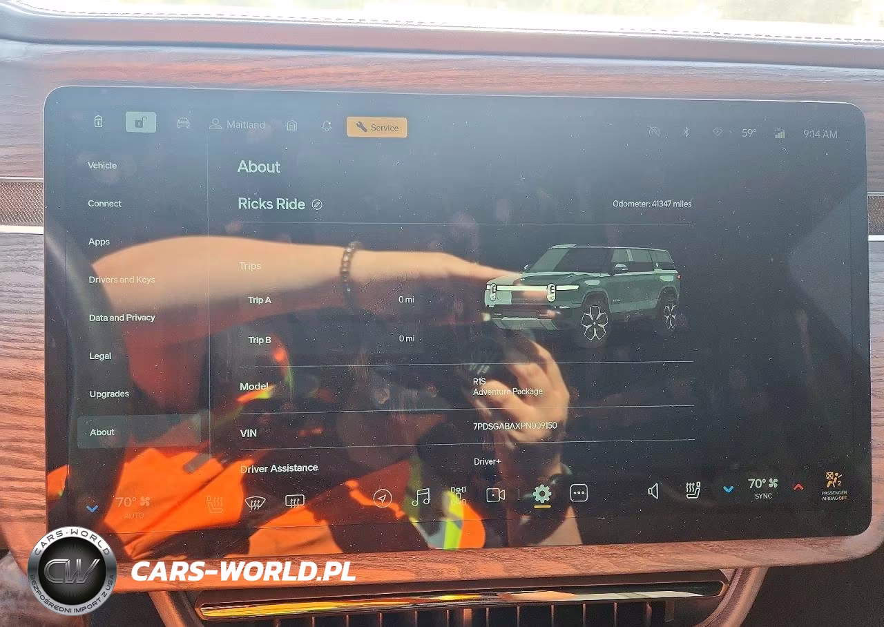 2023 Rivian R1S Adventure VIN:7PDSGABAXPN009150 - 9