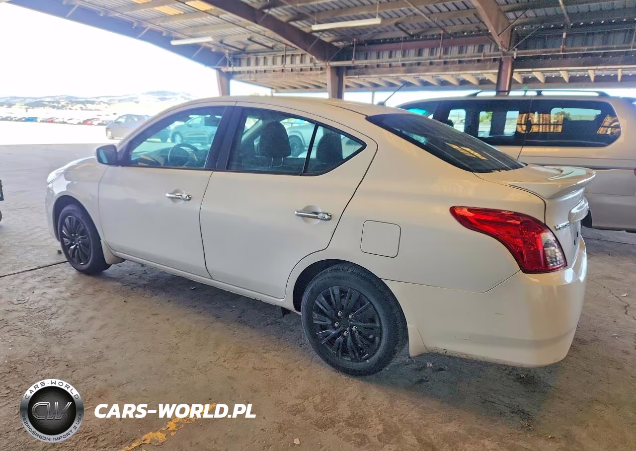 2015 Nissan Versa 1.6 S VIN:3N1CN7AP8FL800921 - 2