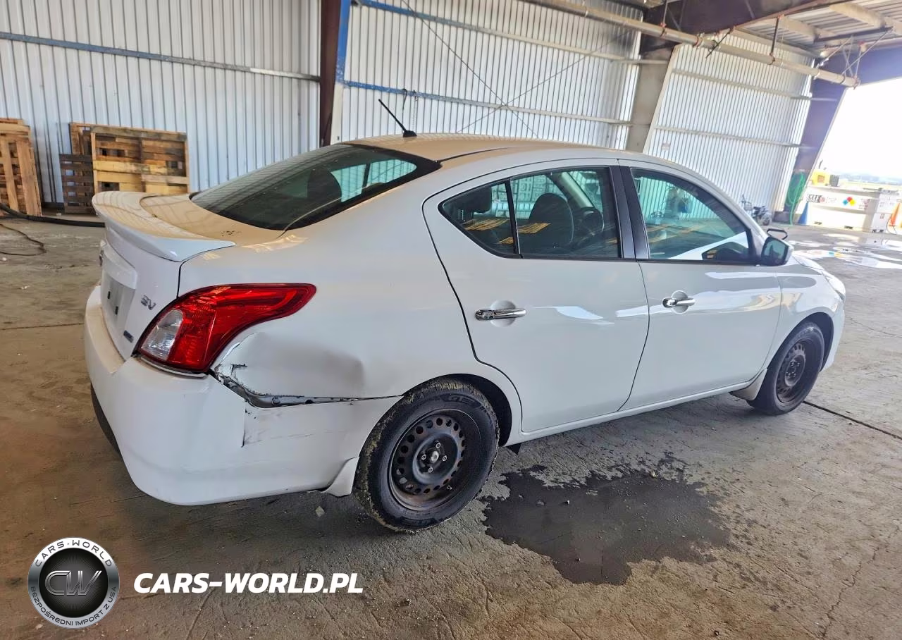2015 Nissan Versa 1.6 S VIN:3N1CN7AP8FL800921 - 3