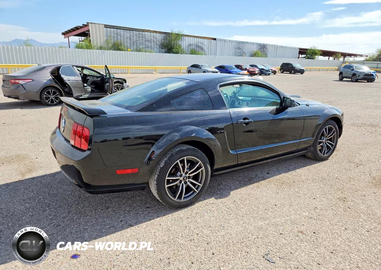2007 Ford Mustang Gt VIN:1ZVFT82H775276009 - 3