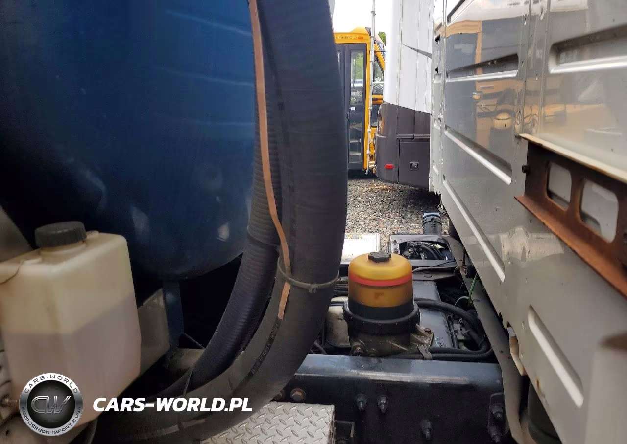 2018 Volvo Vnl84300 - Tank Truck VIN:4V5X99EJ1JN894640 - 6