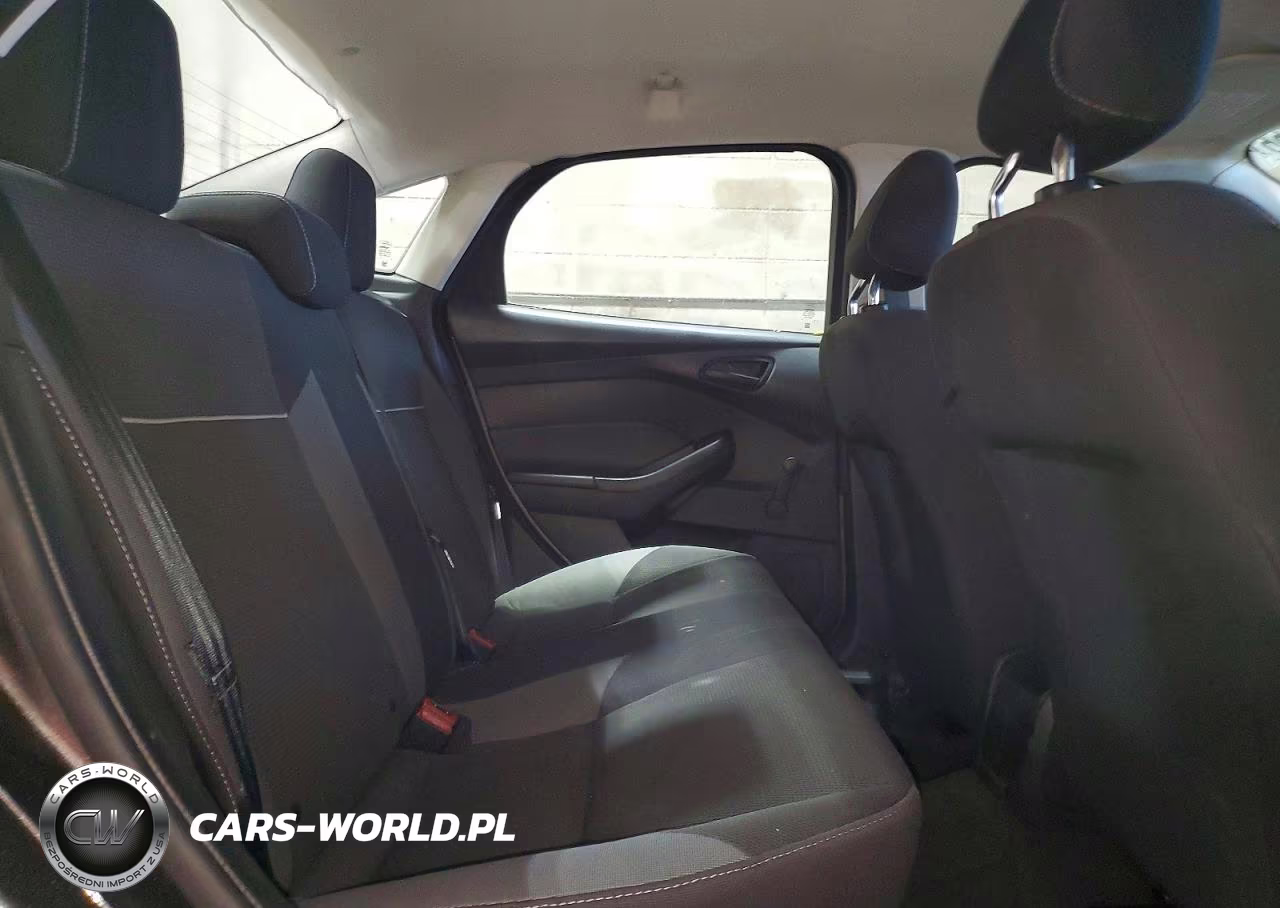 2012 Ford Focus S VIN:1FAHP3E25CL342806 - 10