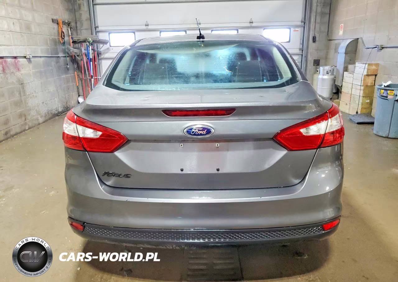 2012 Ford Focus S VIN:1FAHP3E25CL342806 - 6