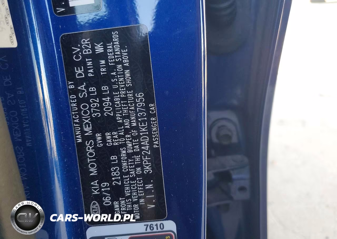 2019 Kia Forte Lxs VIN:3KPF24AD1KE137956 - 12