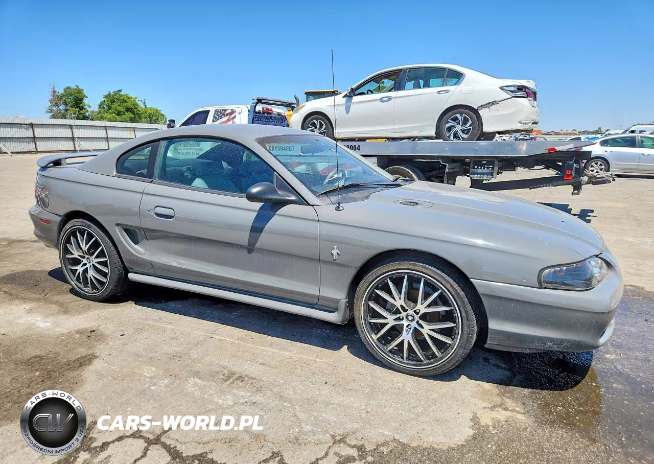 1996 Ford Mustang VIN:1FALP404XTF197639 - 4