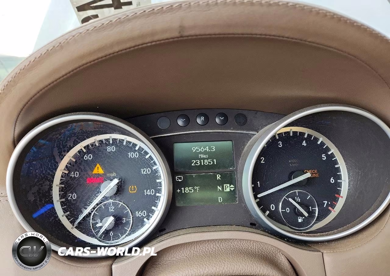 2010 Mercedes-Benz Gl 550 4Matic VIN:4JGBF8GE6AA545571 - 9
