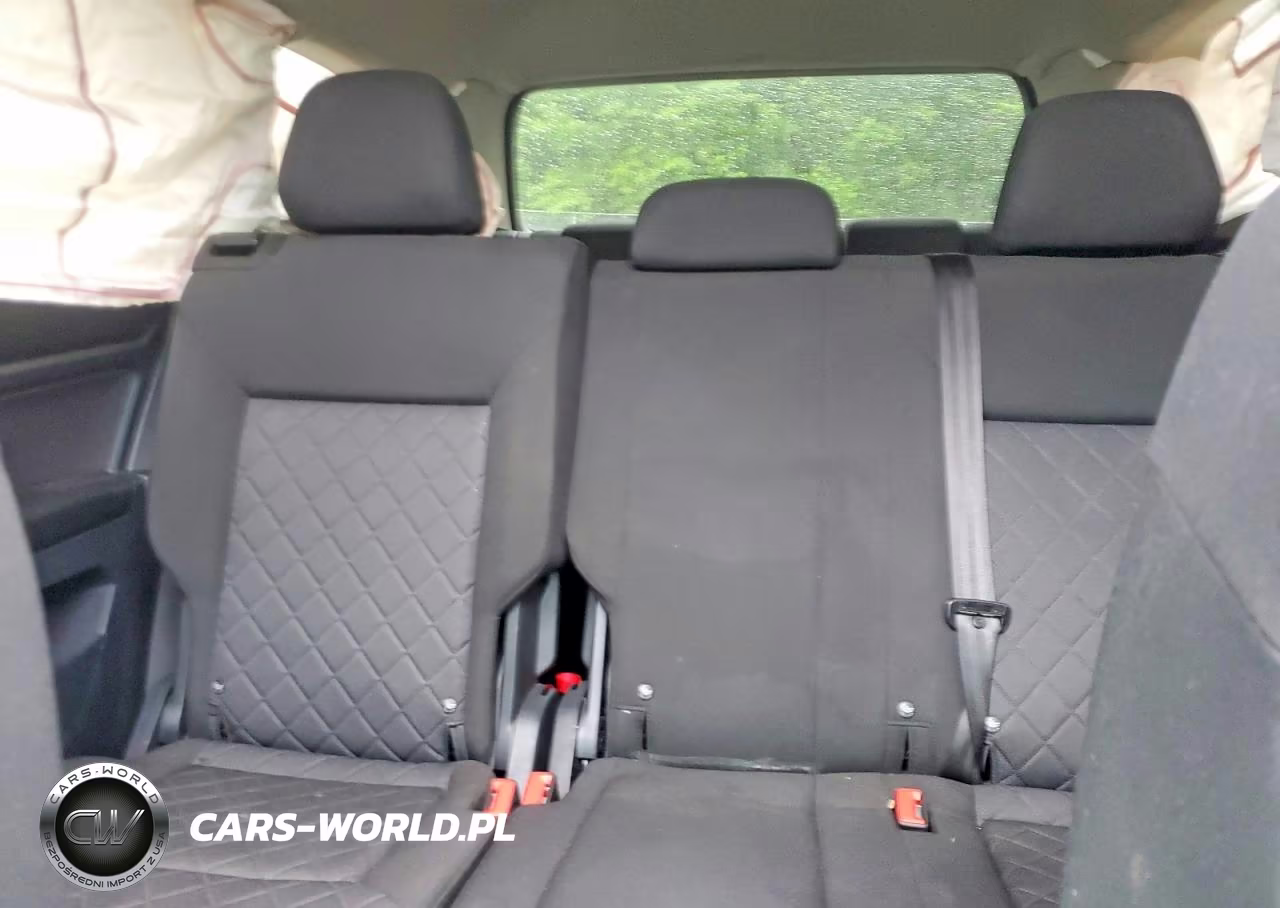 2018 Volkswagen Atlas VIN:1V2BR2CA8JC505779 - 10