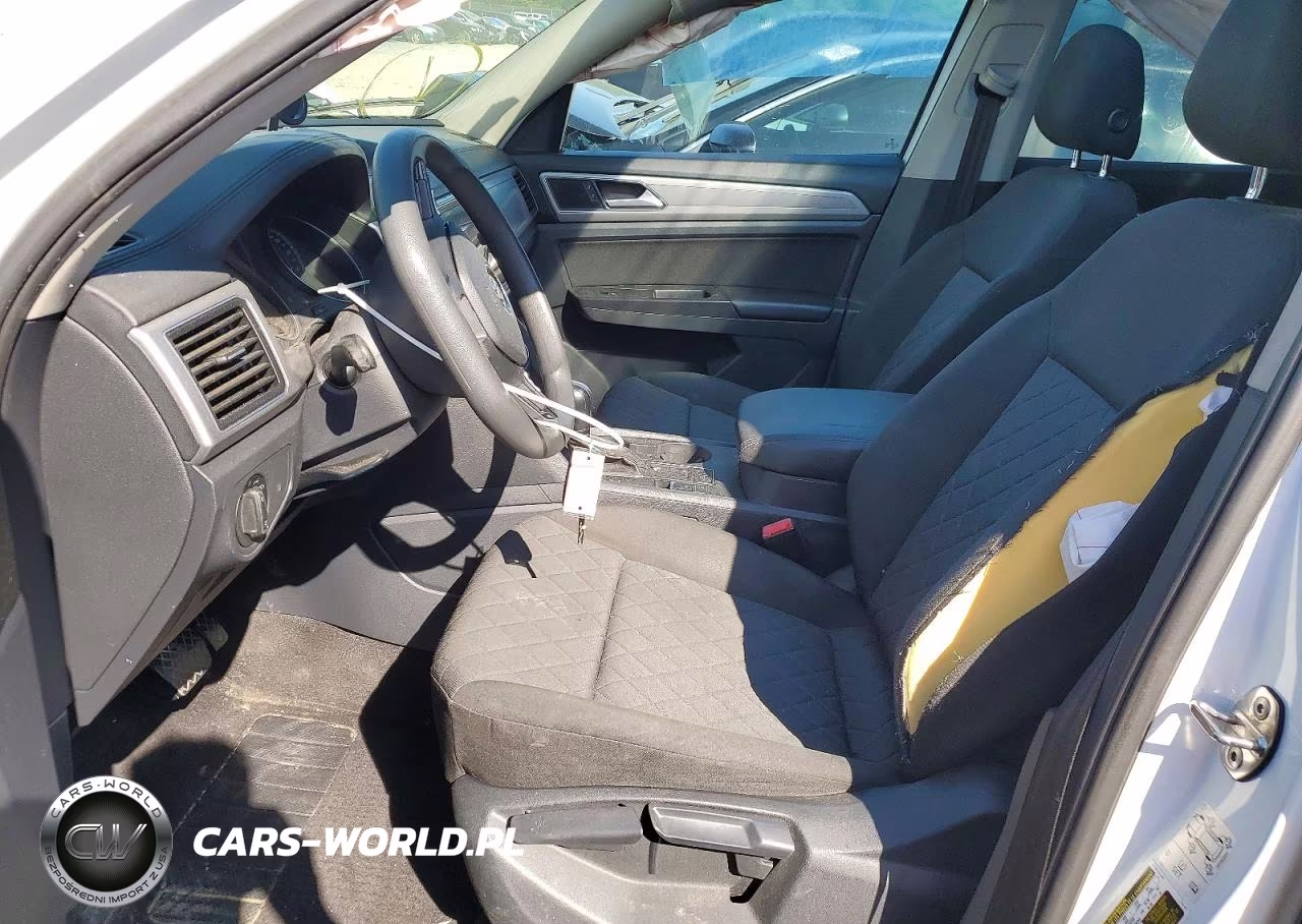2018 Volkswagen Atlas VIN:1V2BR2CA8JC505779 - 7