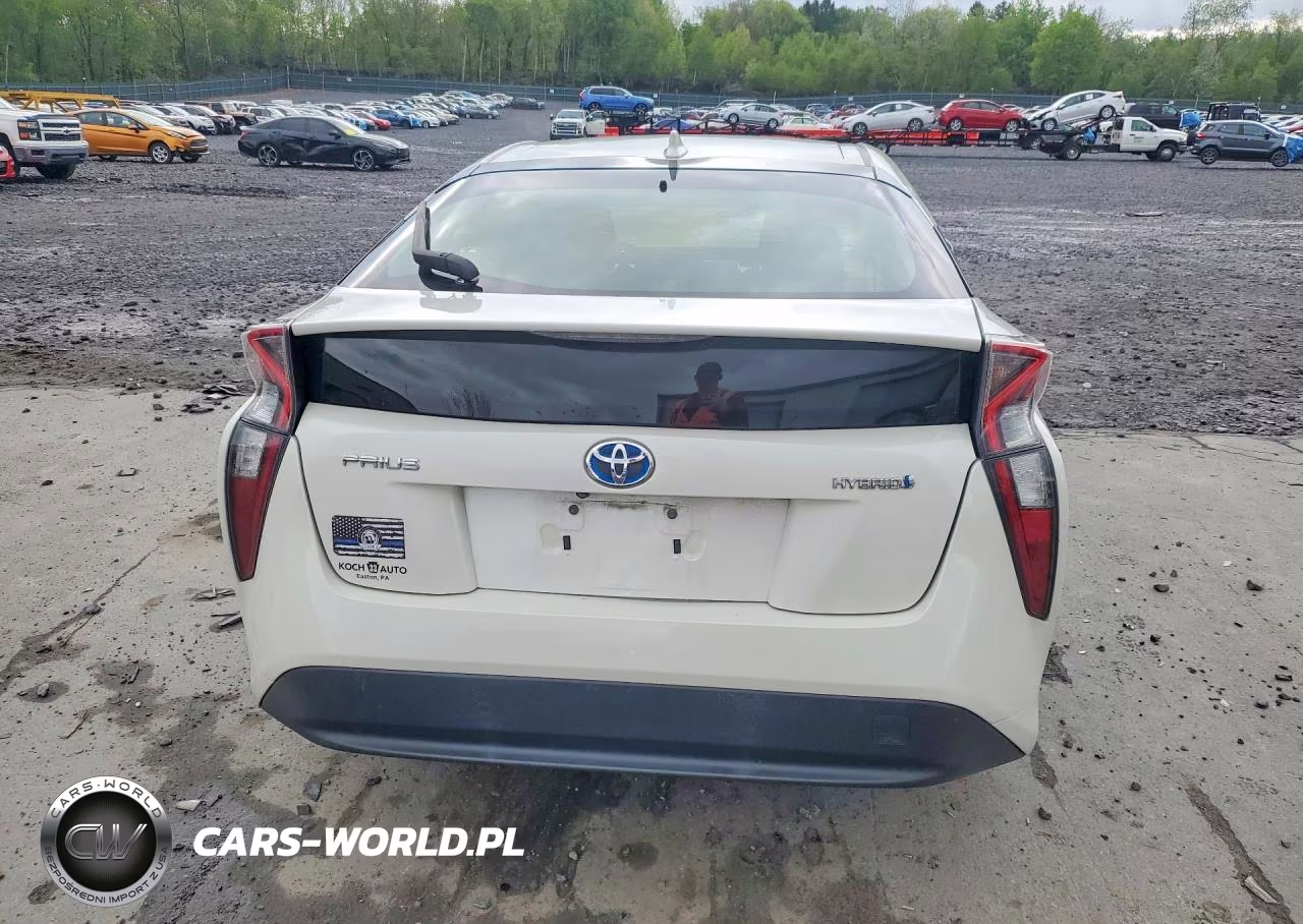 2016 Toyota Prius Two VIN:JTDKBRFU3G3006269 - 6