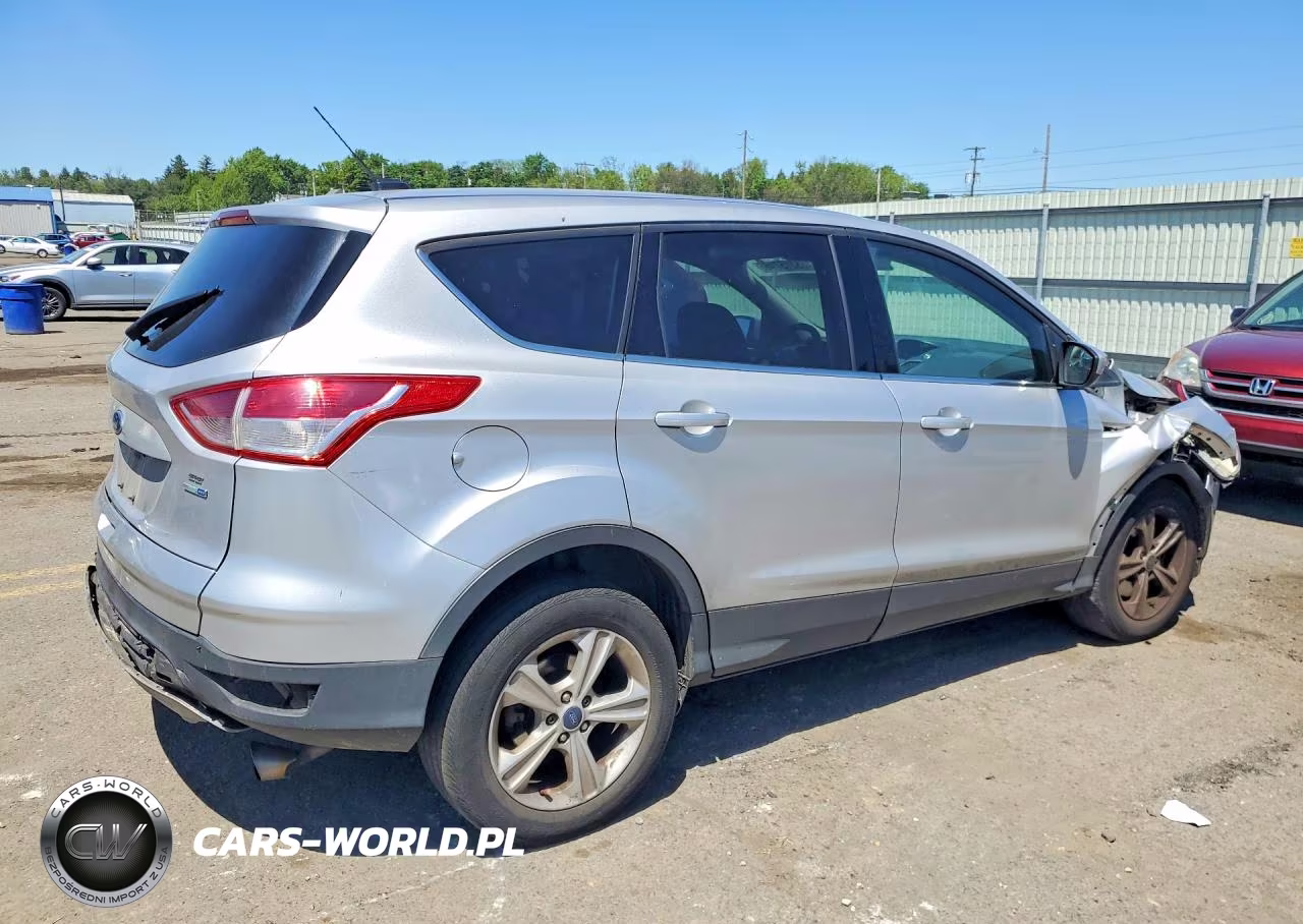 2016 Ford Escape Se VIN:1FMCU9GX0GUA40487 - 3