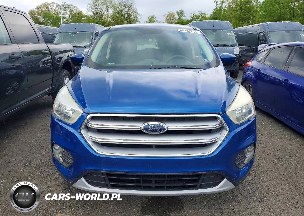 2017 Ford Escape Se VIN:1FMCU9GD9HUE03814 - 5