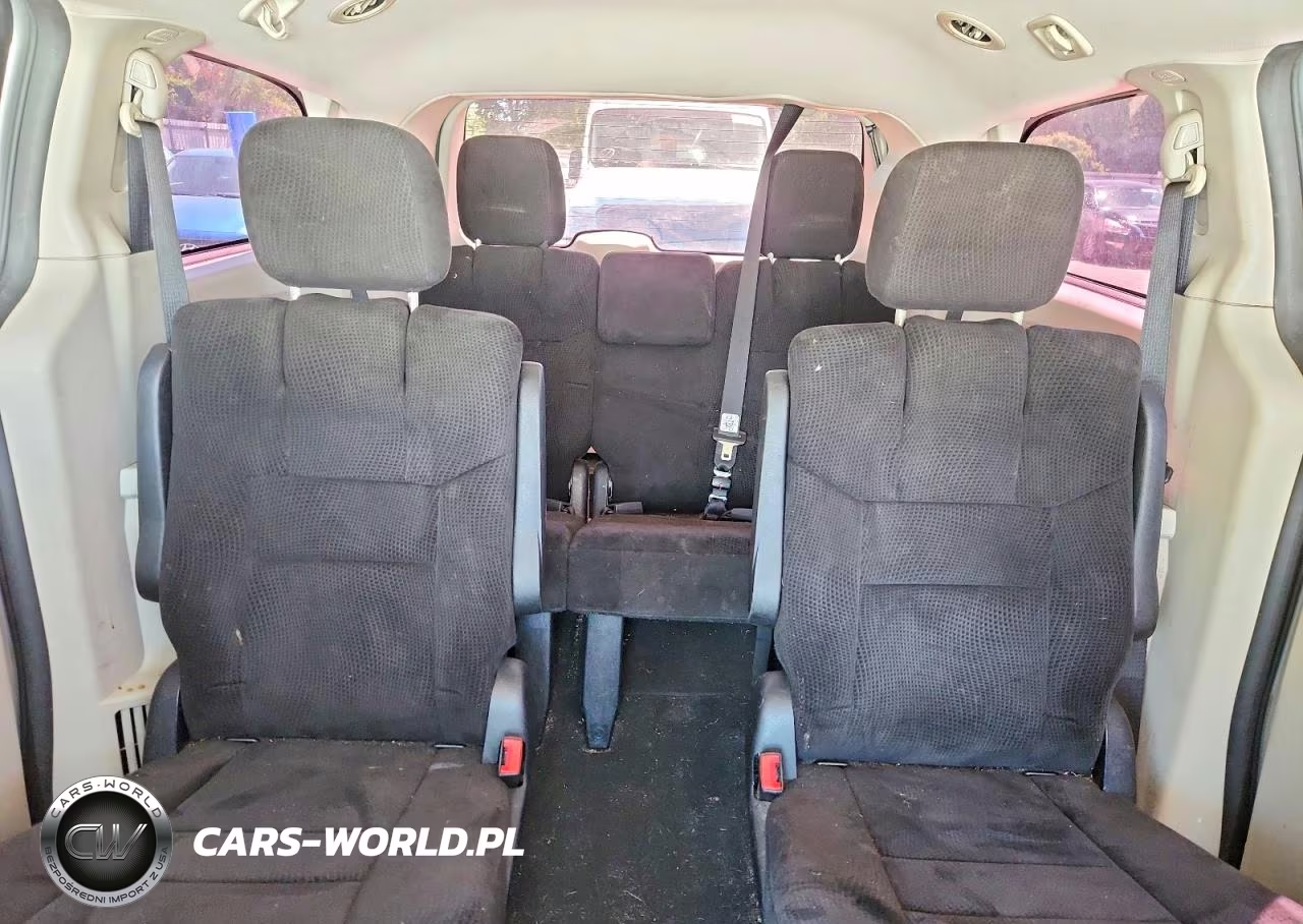 2012 Dodge Grand Caravan Sxt VIN:2C4RDGCG7CR365105 - 10