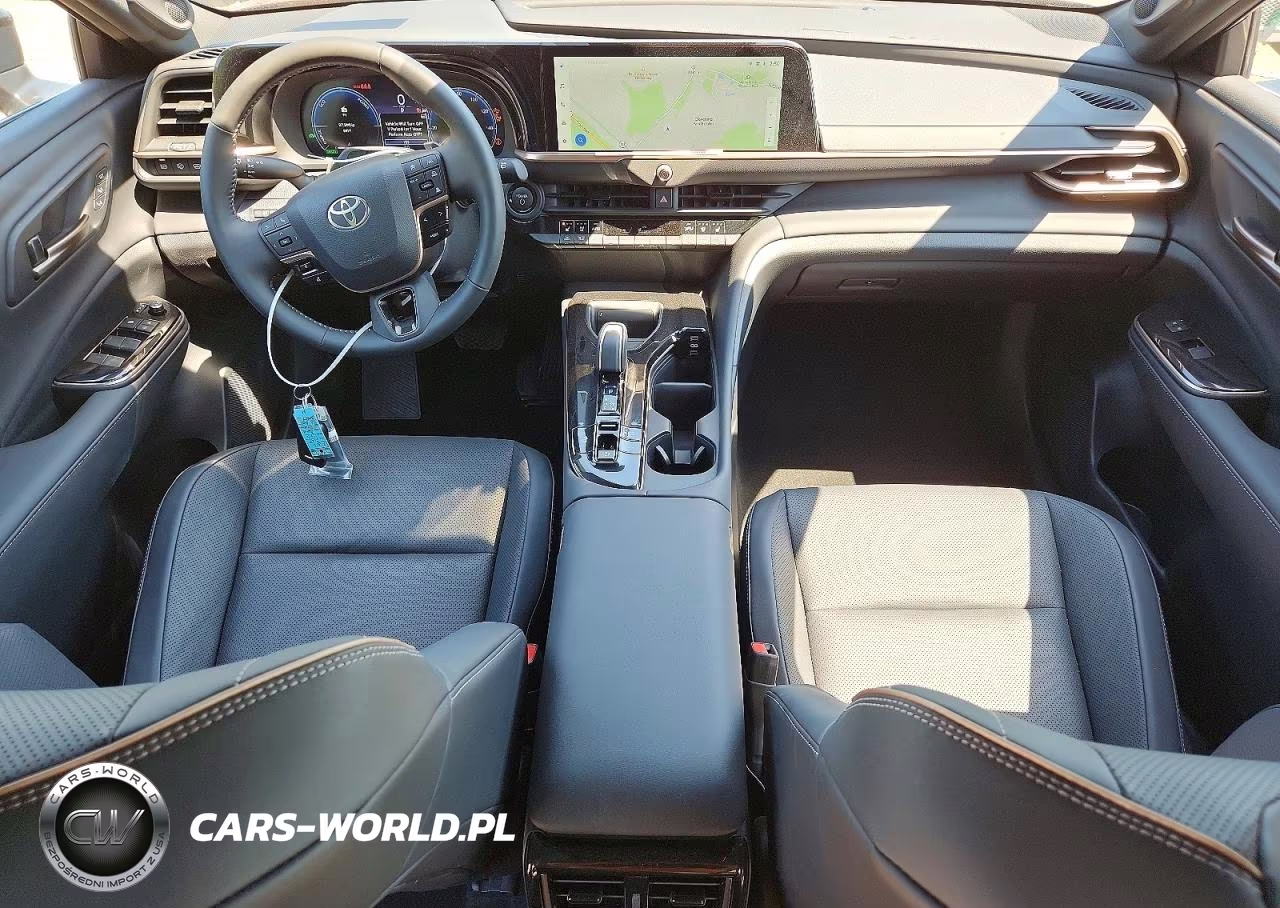 2025 Toyota Crown Signia Limited VIN:JTDACAAJ5S3035532 - 8