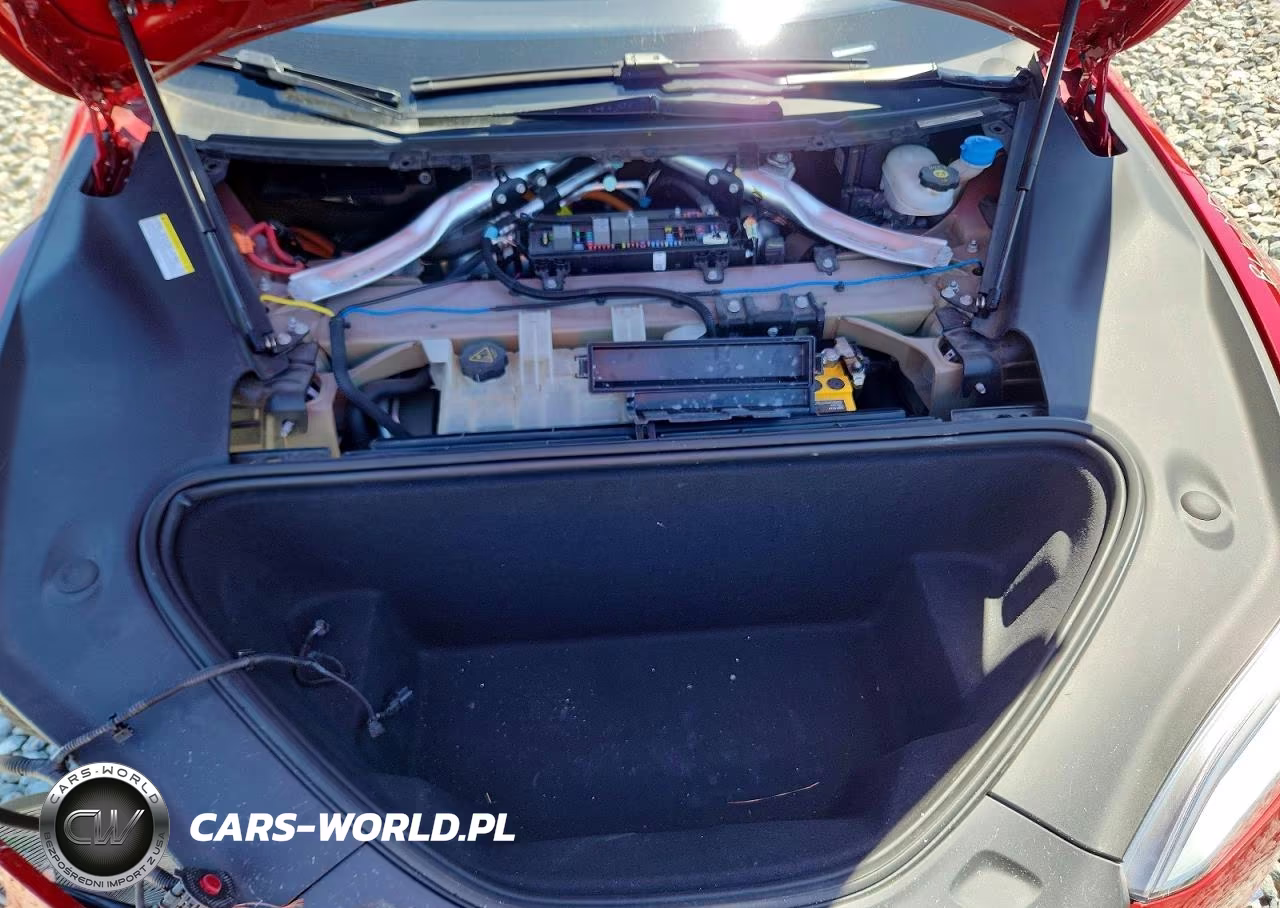 2016 Tesla Model S VIN:5YJSA1E40GF163542 - 11