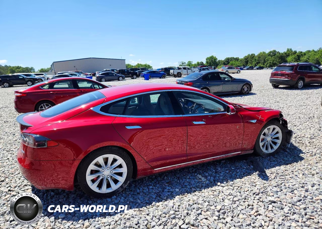 2016 Tesla Model S VIN:5YJSA1E40GF163542 - 3