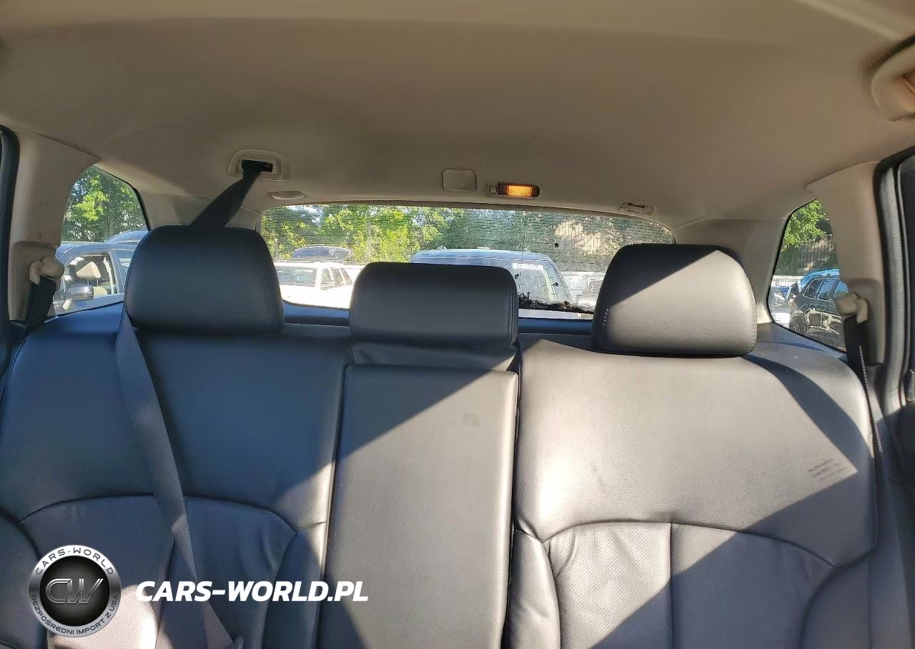 2011 Subaru Outback 3.6R Limited VIN:4S4BRDKC1B2355095 - 10