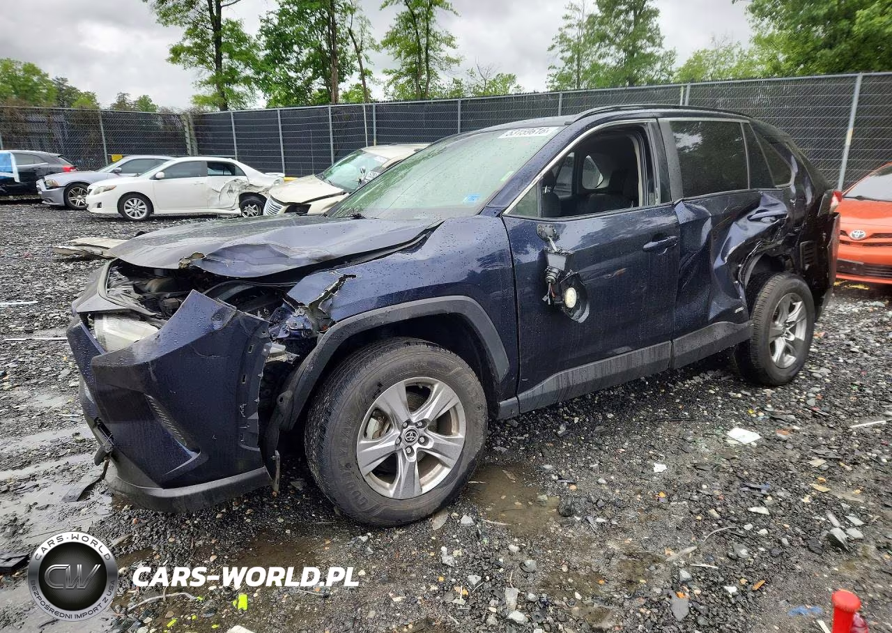 2022 Toyota Rav4 Xle – zdjęcie 1 z 13