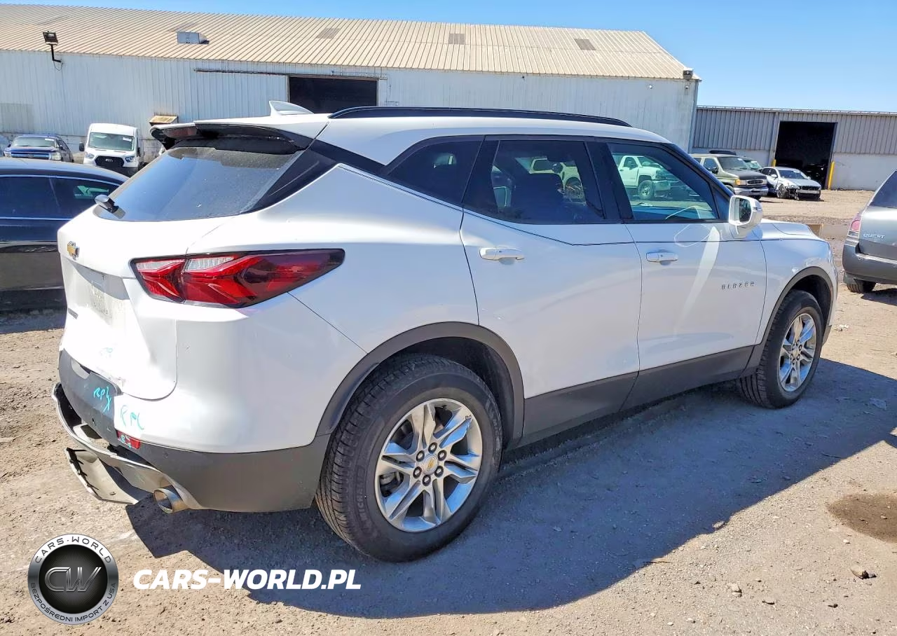 2019 Chevrolet Blazer 1Lt VIN:3GNKBBRA3KS667318 - 3