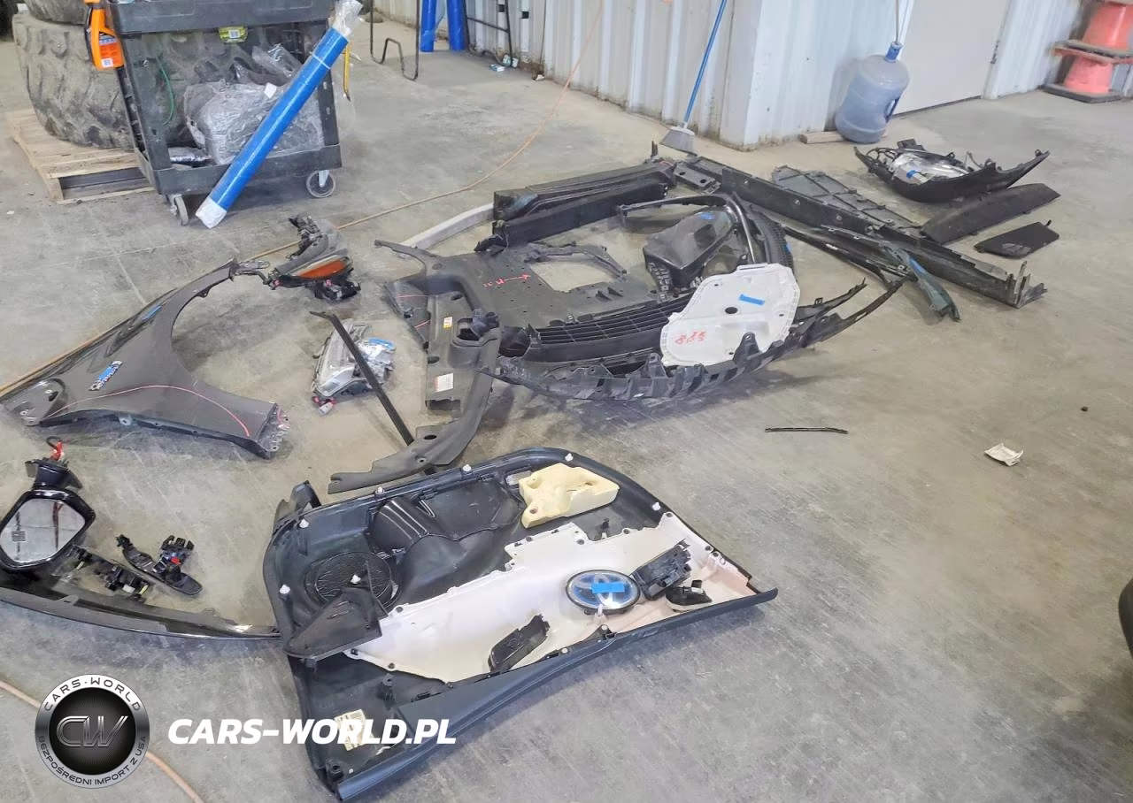 2017 Toyota Prius Prime Advanced VIN:JTDKARFP3H3037391 - 12
