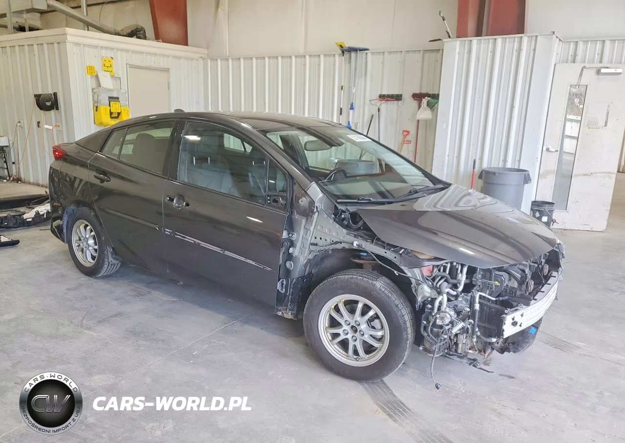 2017 Toyota Prius Prime Advanced VIN:JTDKARFP3H3037391 - 4