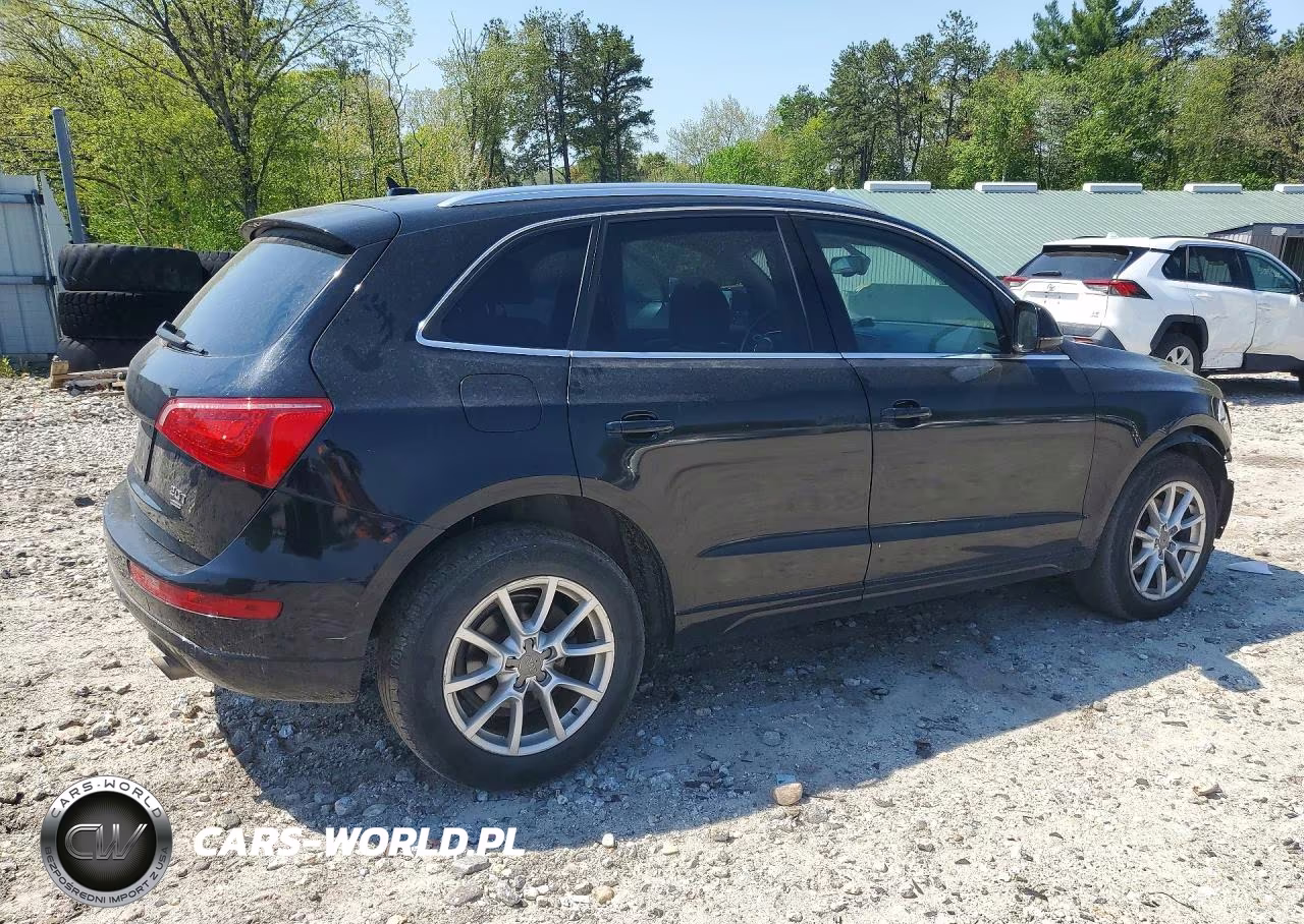 2011 Audi Q5 Premium Plus VIN:WA1LFAFP0BA014686 - 3