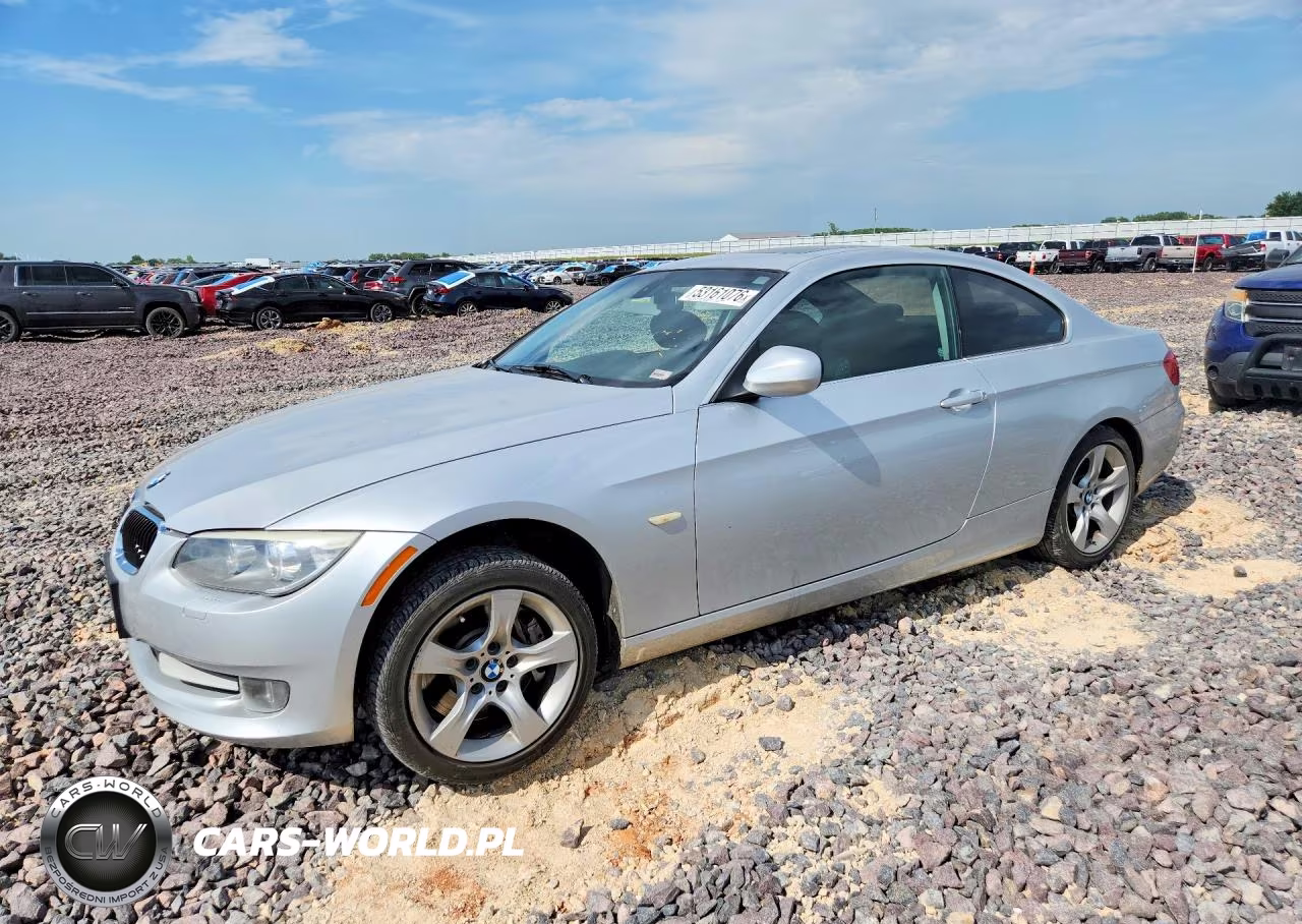 2011 BMW 335 Xi – zdjęcie 1 z 12