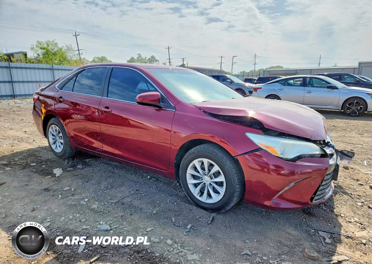 2015 Toyota Camry Le VIN:4T1BF1FK4FU993487 - 4