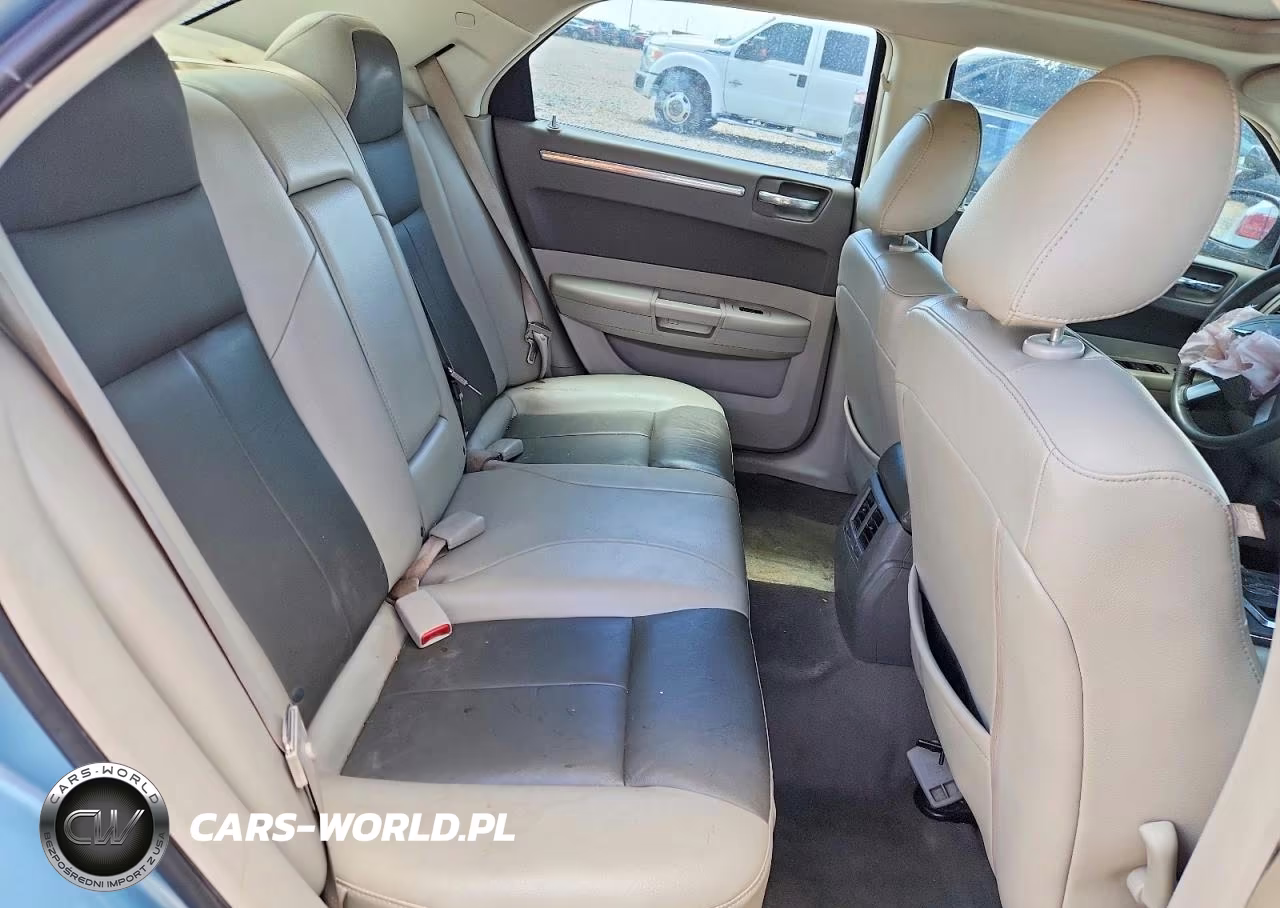 2006 Chrysler 300 VIN:2C3LA53G28H334655 - 10