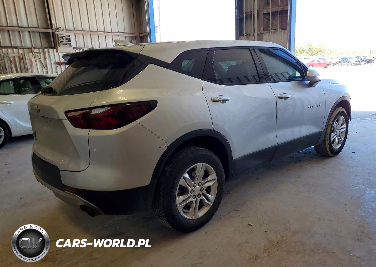 2019 Chevrolet Blazer 1Lt VIN:3GNKBBRA9KS682129 - 3