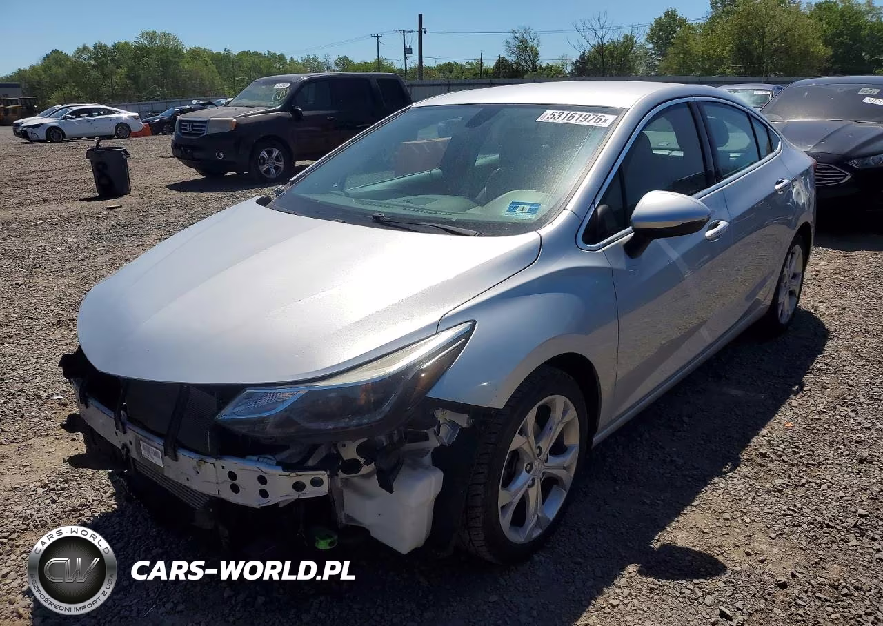 2017 Chevrolet Cruze Premier – zdjęcie 1 z 12