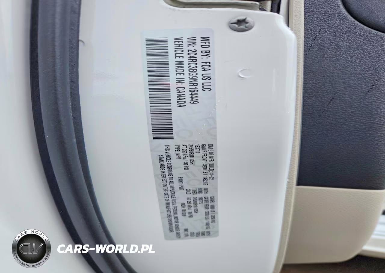 2022 Chrysler Pacifica Touring L VIN:2C4RC3BG9NR164449 - 13