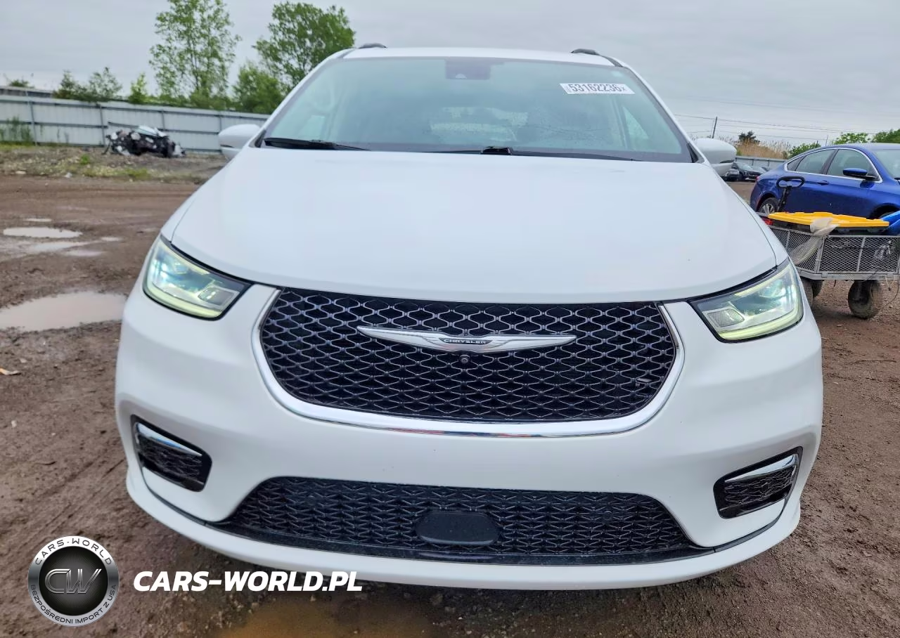 2022 Chrysler Pacifica Touring L VIN:2C4RC3BG9NR164449 - 5