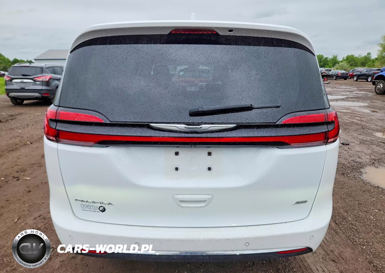2022 Chrysler Pacifica Touring L VIN:2C4RC3BG9NR164449 - 6