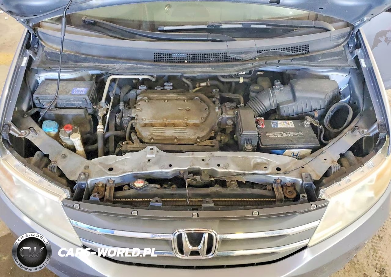 2013 Honda Odyssey Touring VIN:5FNRL5H93DB015422 - 12