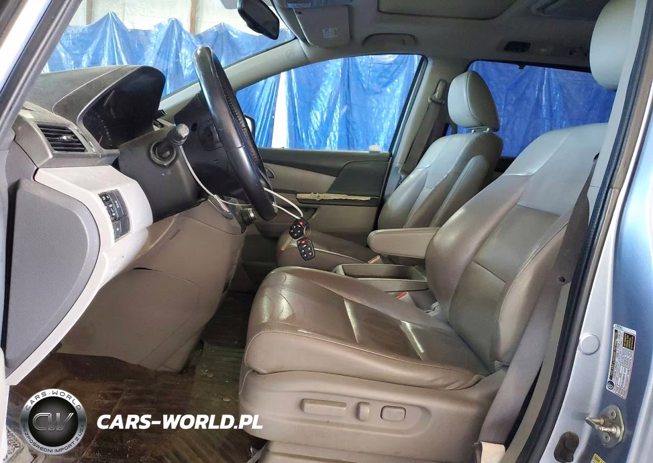 2013 Honda Odyssey Touring VIN:5FNRL5H93DB015422 - 7