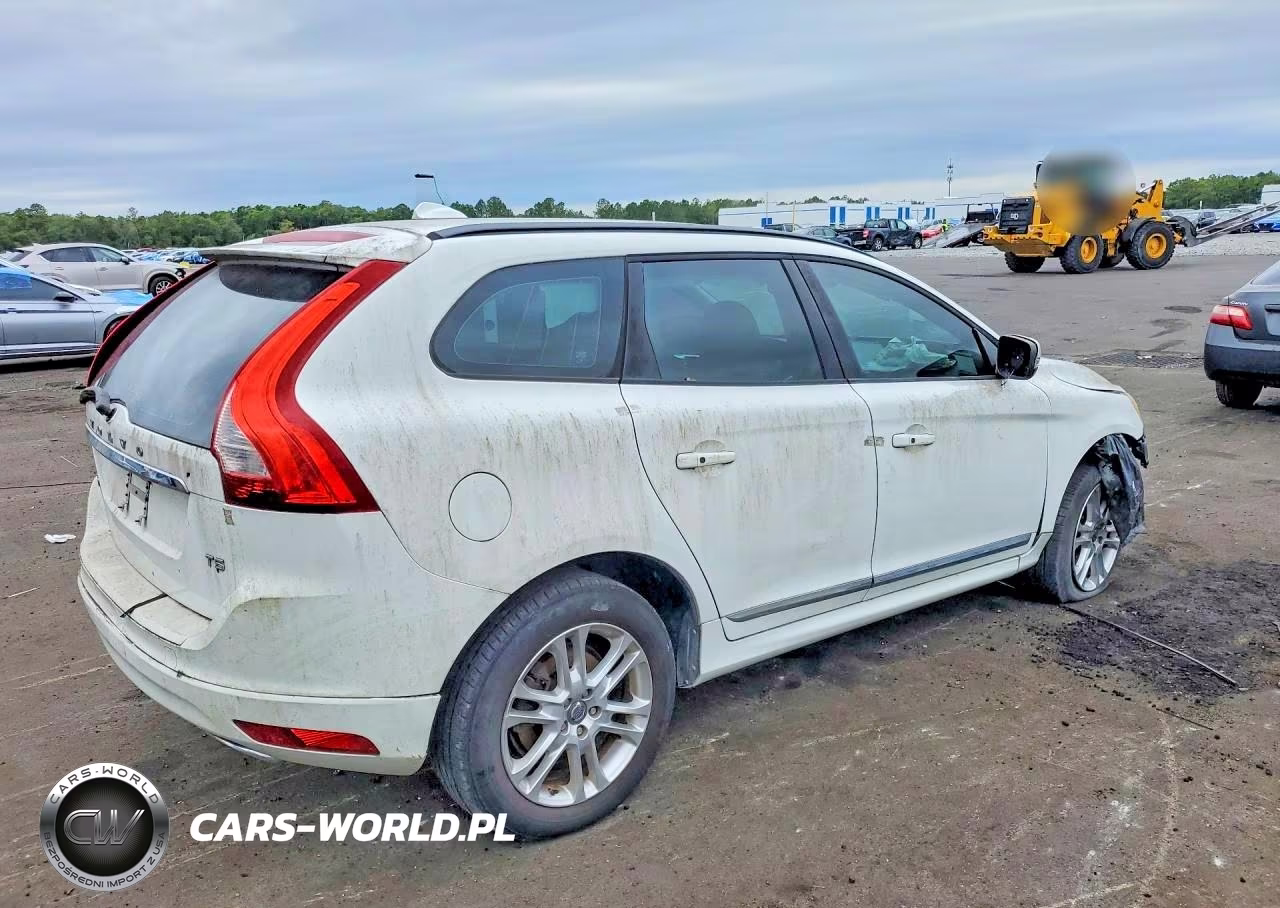 2015 Volvo Xc60 T5 VIN:YV440MDJ8F2676329 - 3