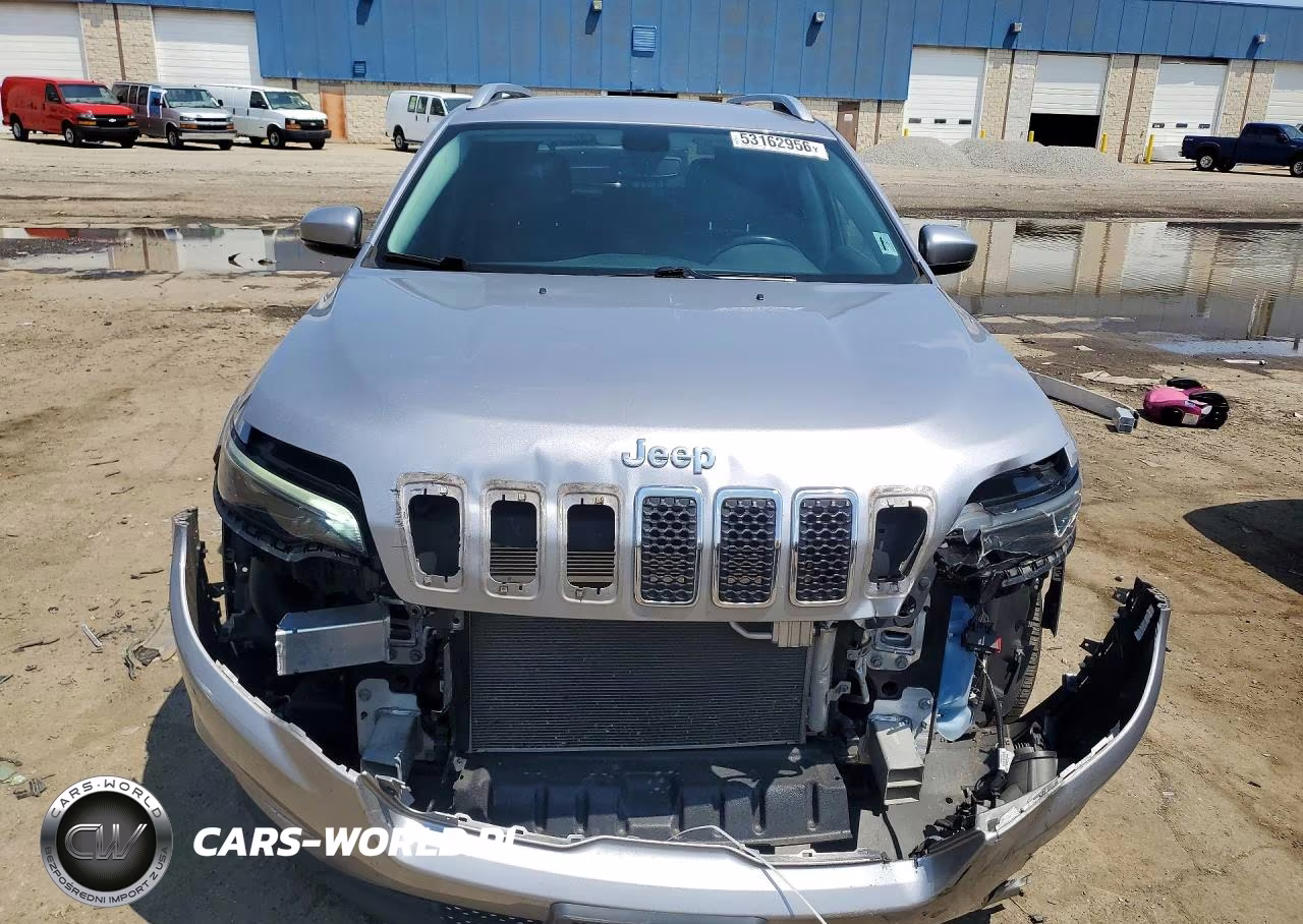 2019 Jeep Cherokee Latitude Plus VIN:1C4PJLLX1KD290928 - 5