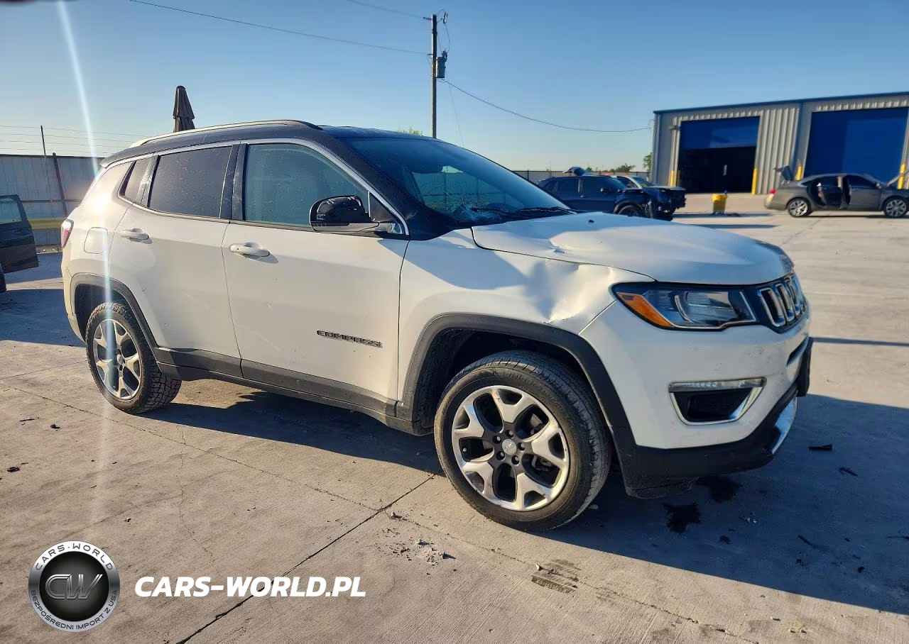 2019 Jeep Compass Limited VIN:3C4NJDCB9KT740403 - 4