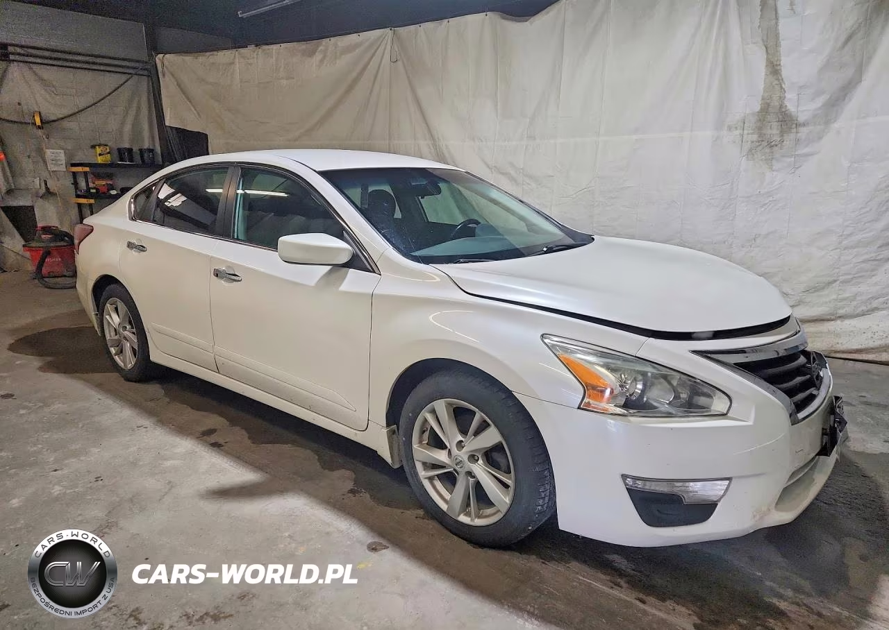 2013 Nissan Altima 2.5 VIN:1N4AL3AP1DC264928 - 4
