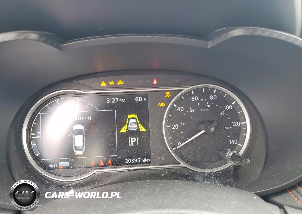 2024 Nissan Versa Sr VIN:3N1CN8FV4RL818429 - 9