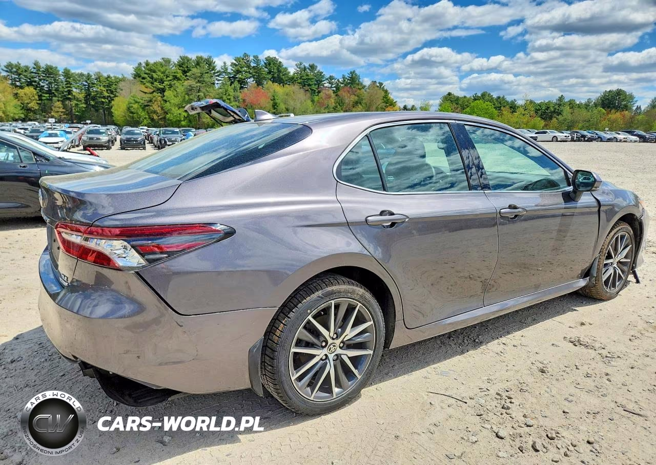 2023 Toyota Camry Xle VIN:4T1F31AKXPU604323 - 3