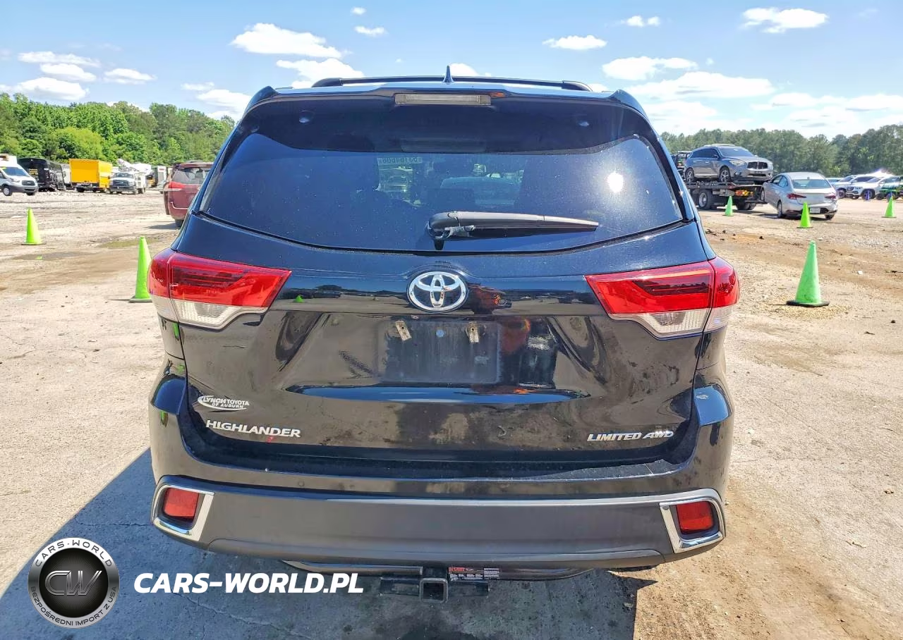 2018 Toyota Highlander Limited Platinum VIN:5TDDZRFH8JS493952 - 6