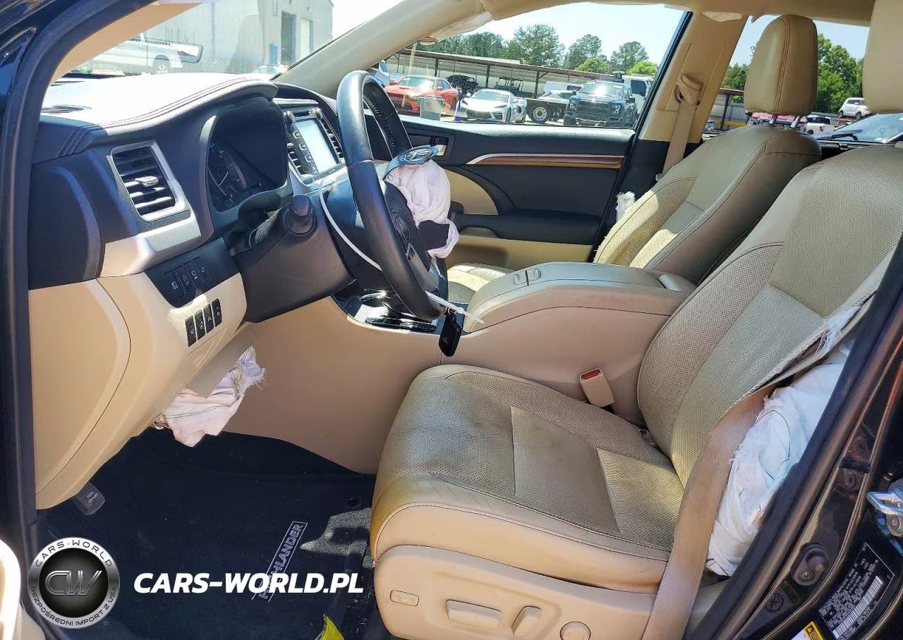 2018 Toyota Highlander Limited Platinum VIN:5TDDZRFH8JS493952 - 7