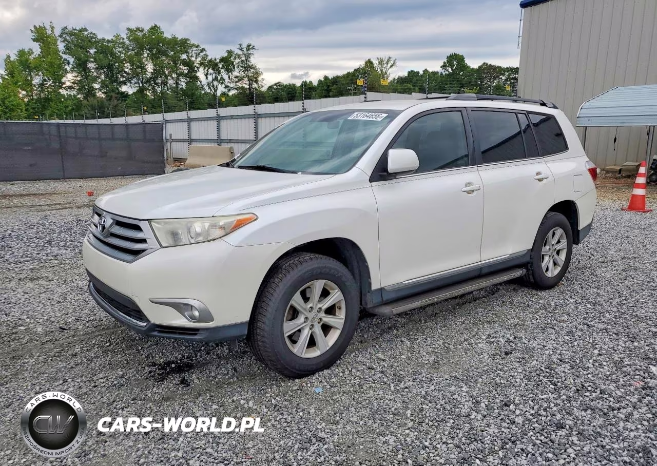 2013 Toyota Highlander Plus