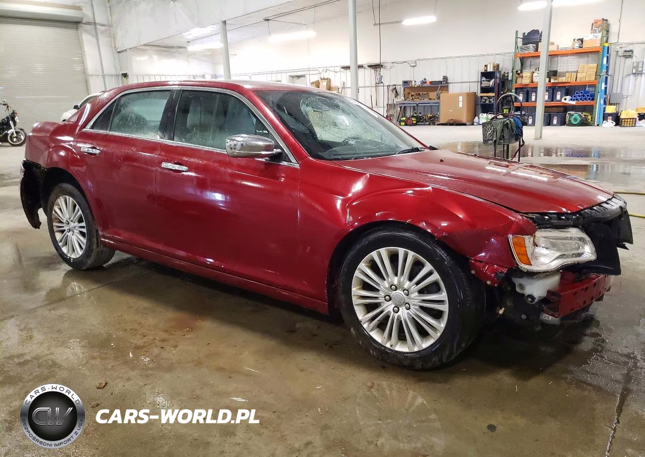 2014 Chrysler 300 VIN:2C3CCARG8EH356021 - 4