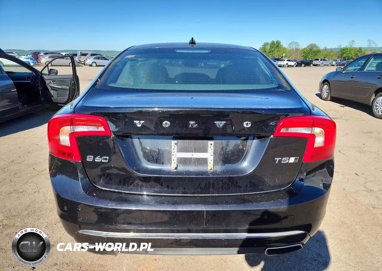 2017 Volvo S60 Platinum VIN:LYV402TM1HB127981 - 6