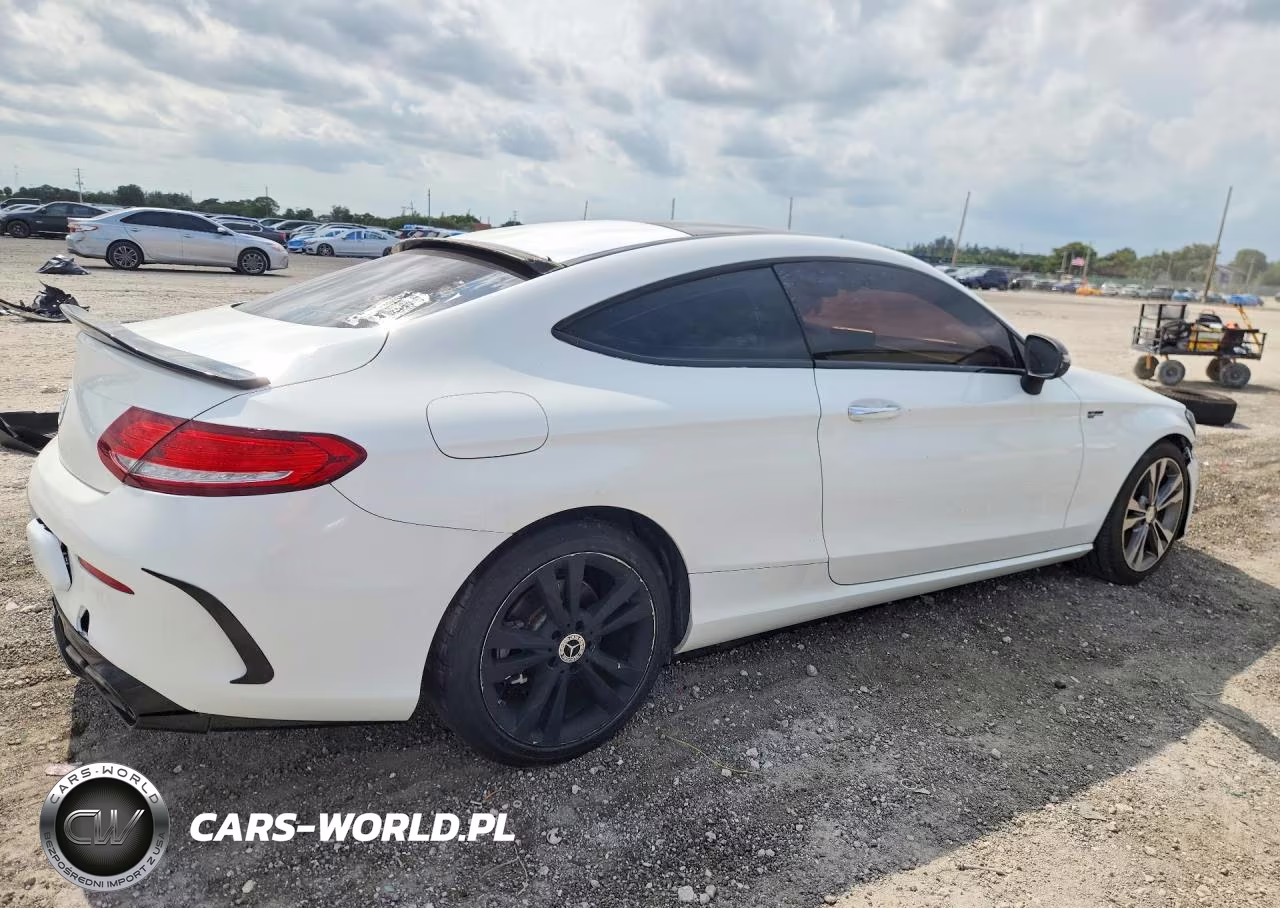 2017 Mercedes-Benz C 300 4Matic VIN:WDDWJ4KB6HF400091 - 3